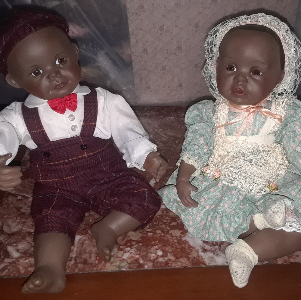 Vintage Ashton Drake Galleries Porcelain Dolls (2pair)